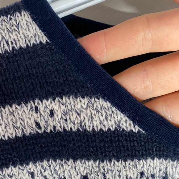 Vintage keyhole button Aztec pattern sweater sz S - Picture 5 of 11